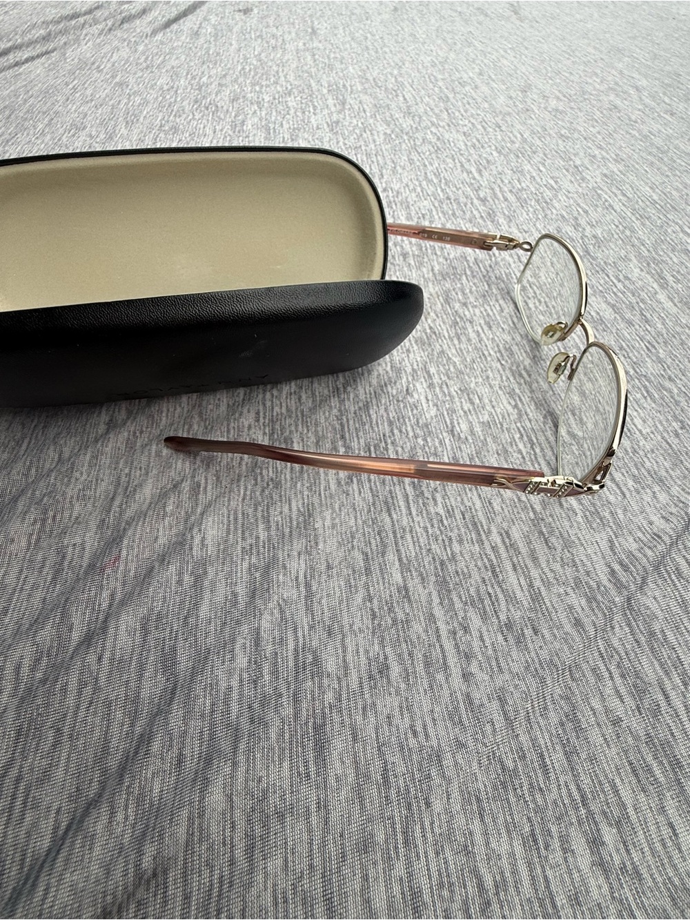 Metal Rim Reading Glasses with Pink Temples